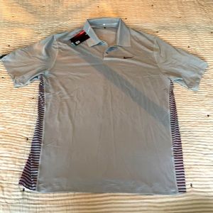 Nike Golf Tiger Woods Collection large shirt